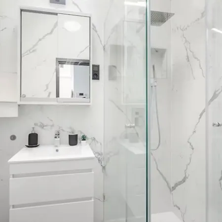 Appartamento Modern Two Bedroom Retreat Budapest